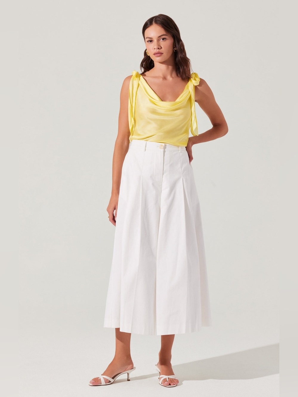 NEW ASTR THE LABEL Allexina Top Lemon Yellow Satin Size Small - Picture 6 of 13